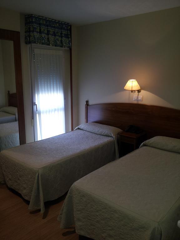 Begona Playa Hotel Хихон Стая снимка