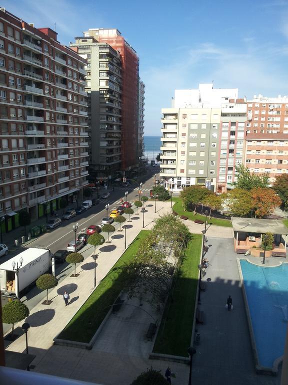 Begona Playa Hotel Хихон Екстериор снимка